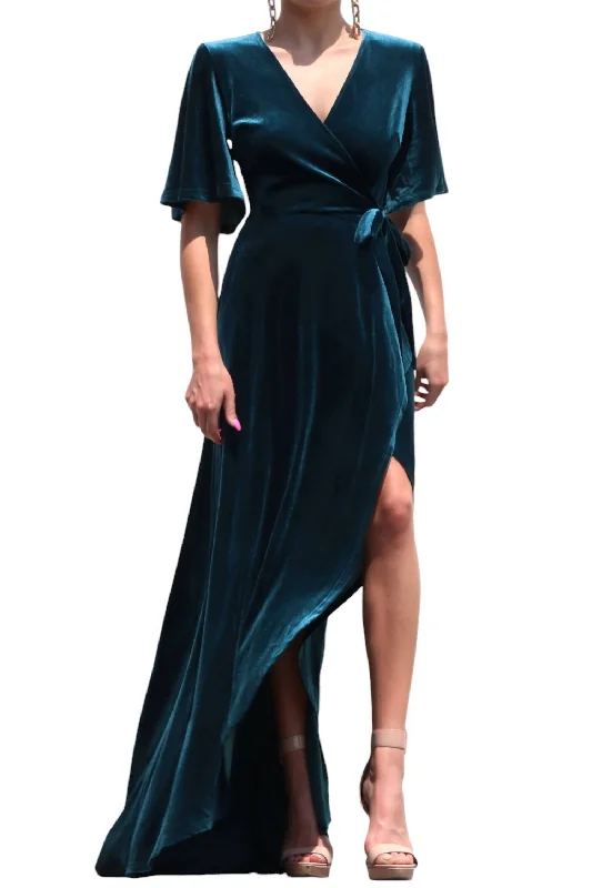 Women's Sleeveless DressesElli Velvet Wrap Dress In Emerald