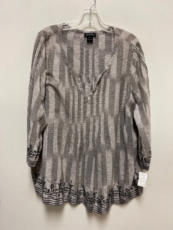 Women's Blouse with Peter Pan CollarTop Long Sleeve By Lucky Brand In Grey, Size: 3x